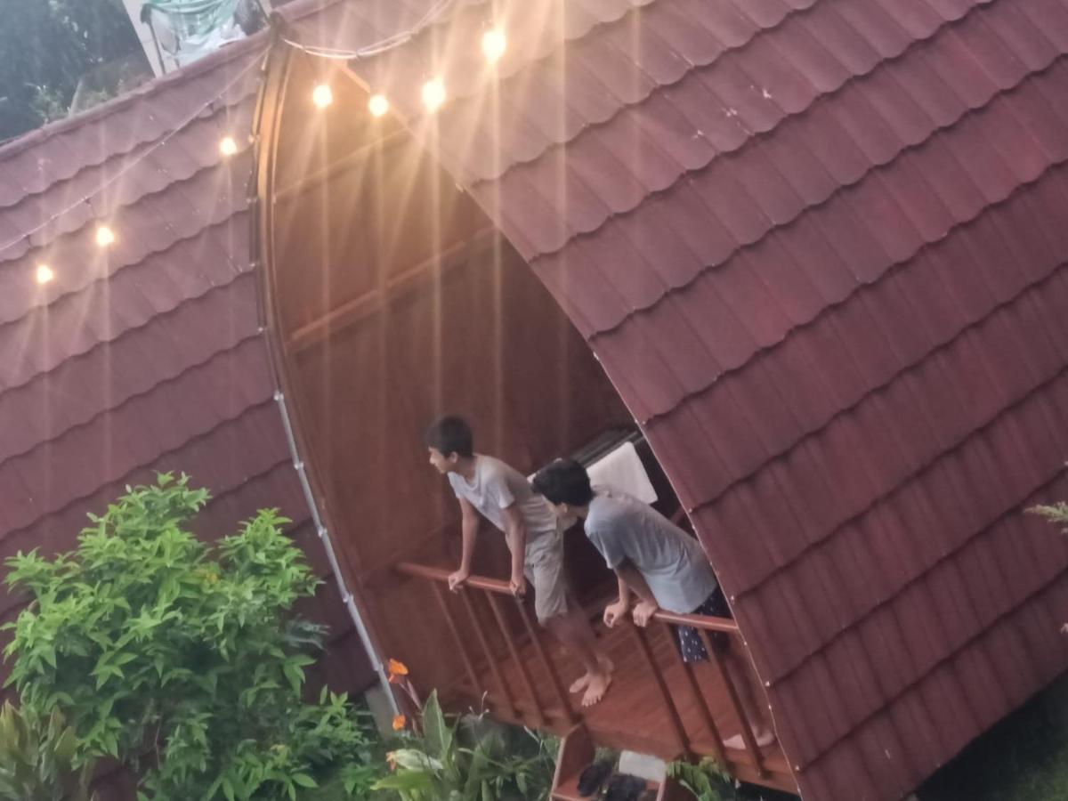 Wooden House Paseban Villa Bogor Esterno foto