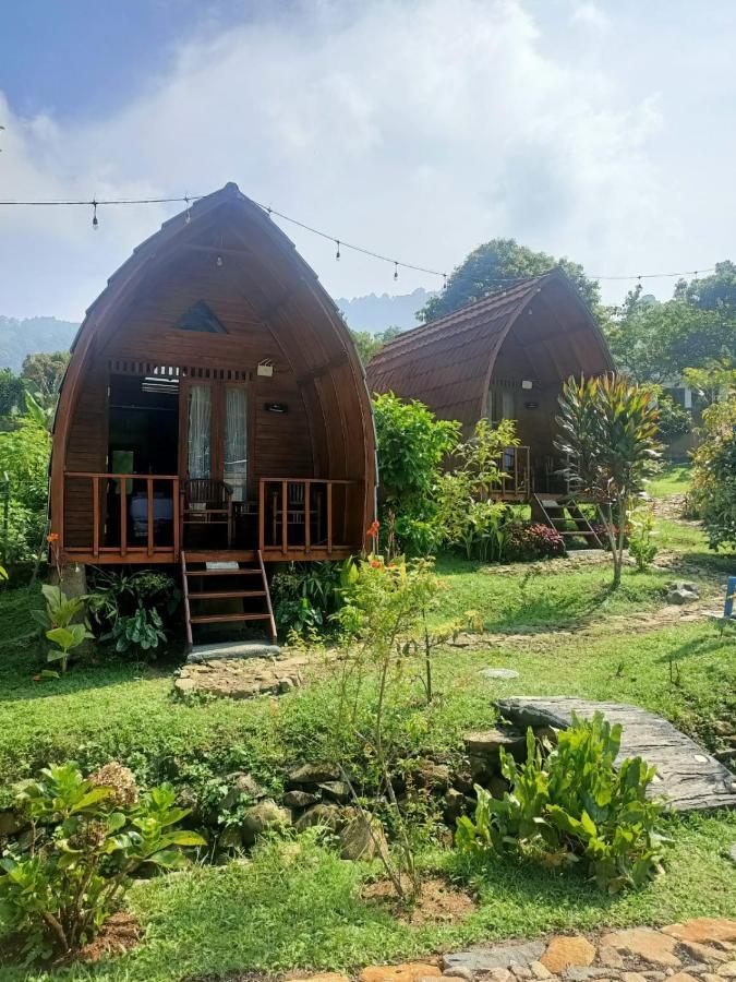 Wooden House Paseban Villa Bogor Esterno foto